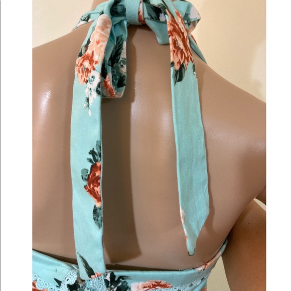 👗 Blue Rose print halter petticoat dress 👗 - Picture 7 of 8
